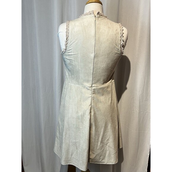 Alya (Francesca’s‎ brand) Tan Suede and Lace Sleeveless Dress Size Medium EUC - Picture 3 of 4